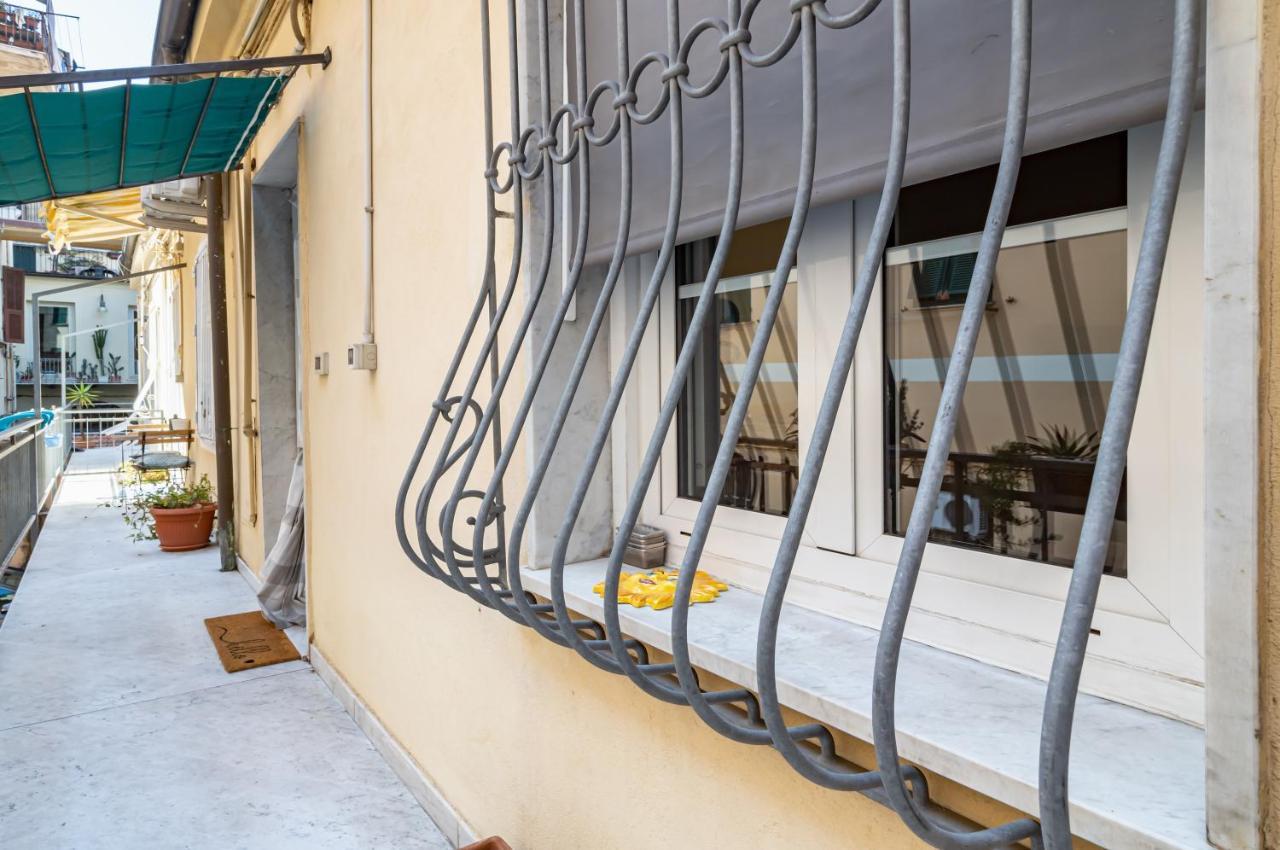 La Spezia Central Apartment - Near The Station Екстер'єр фото